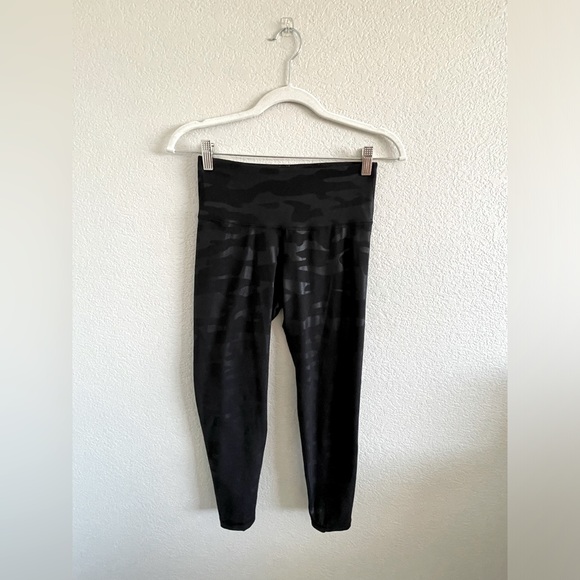 Old Navy active elevate leggings - Picture 1 of 5